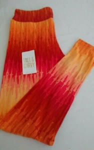 BUTTERY SOFT LULAROE   SIZE TC   SUPER UNICORN DISNEY CASTLE LEGGINGS - Picture 1 of 4