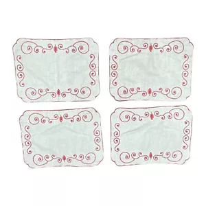 Vintage Embroidered Red Scrolls Set Of 4 Dining Room Embroidered Place Mats READ - Picture 1 of 3