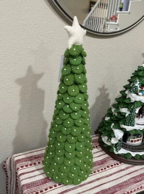 "Árbol de Navidad de fieltro verde con perlas de imitación Martha Stewart Home 20"" NUEVO Foto 1 de 4