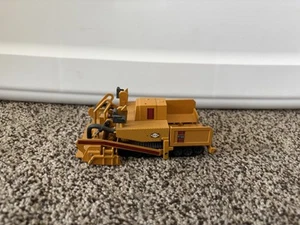 NZG 1:50 Blaw Knox PF-500 Finisher Asphalt Track Paver #290 w/ Box Vintage - Picture 1 of 3