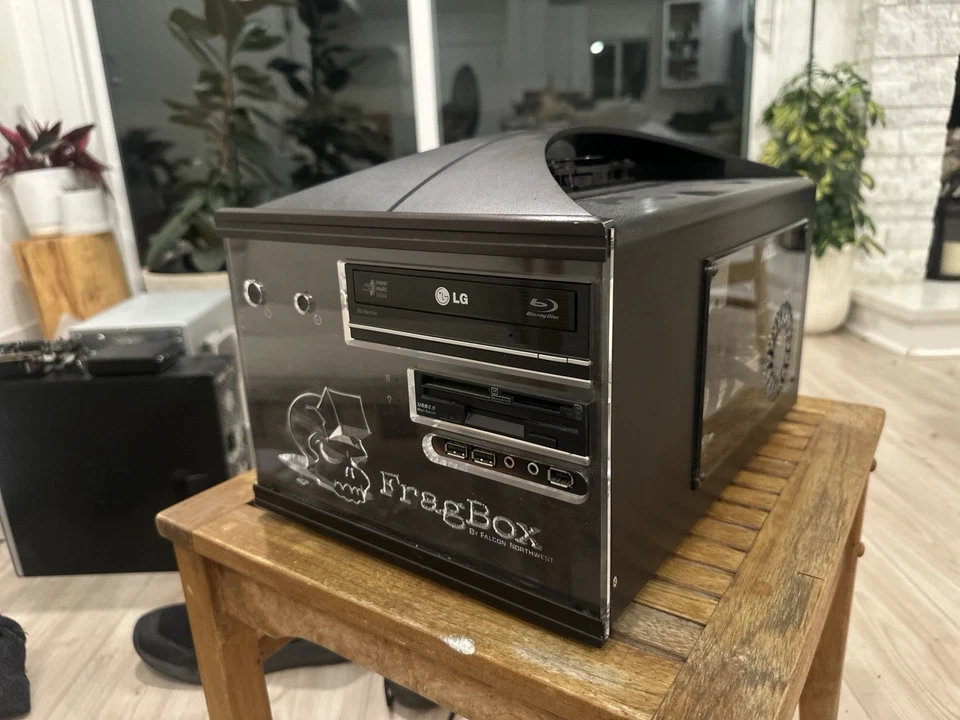 Rare Falcon Northwest FragBox Dual Boot Windows 10/XP Nvidia 980ti Xfi Fatality - Image 1 of 4