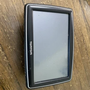 TomTom XXL N14644 Black Portable 5" Display Automotive Dashboard GPS Navigator - Picture 1 of 3