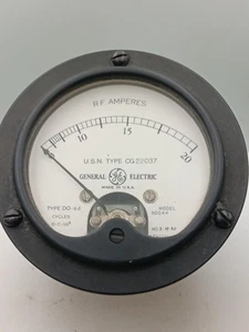 3 1/2" GE U.S.N. Model 80044 Type DD-44 0-20 RF Amperes Vintage Panel Meter M73 - Photo 1/4