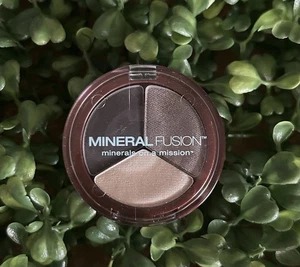 Mineral Fusion Sultry Eye Shadow Trio 0.1 Ounce Hypoallergenic Long Lasting C... - Picture 1 of 4