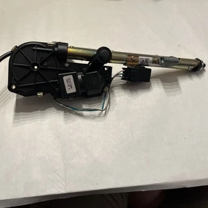 89-93 Cadillac Sedan DeVille & 89-92 Fleetwood Power Antenna 22110239 OEM - Picture 1 of 7
