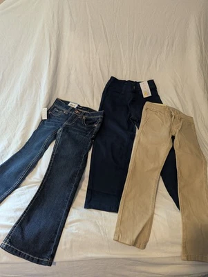 Nuevo con etiquetas Pantalones Niñas Paquete Talla 4, Azul Marino, Beige, Denim, Jordache, FG, Gramamials Foto 1 de 4