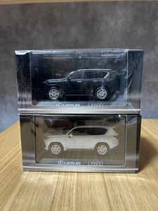Kyosho Lexus LX600 Minicar 2 Autos - Bild 1 von 6