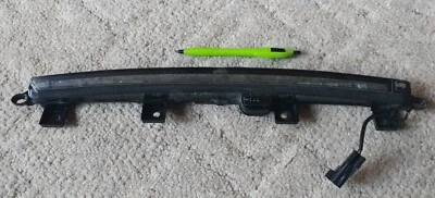 2013-17 Lincoln MKZ Genuine LED Trunk Mount Stop Lamp Third Brake 2016 Pre-owned - Image 1 of 4