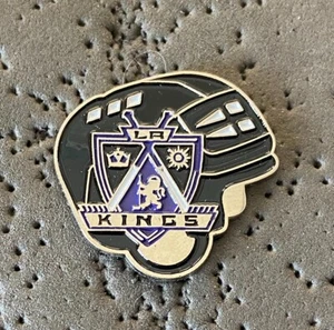 Los Angeles Kings Player Helmet NHL Hockey Pin - Bild 1 von 2