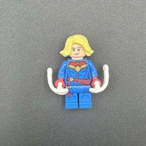 Captain Marvel LEGO Super Heroes Avengers MiniFigure 76196 Advent Calendar 2021 - Picture 1 of 2
