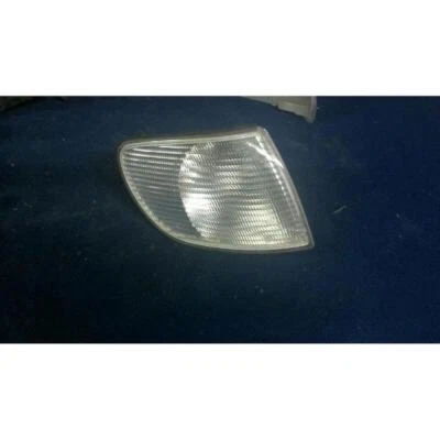 FARO DERECHO AUDI 100 (90-94) 2.0 16V S.W. 5P/B/1984CC. 1990 Foto 1 de 4