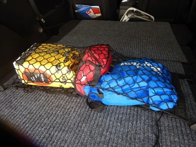 Red de carga de malla organizadora estilo piso maletero trasero para Jeep Liberty 2008-2013 Foto 1 de 4