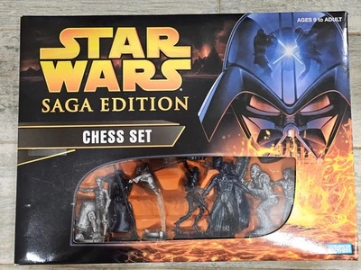 Star Wars Saga Edition Chess Set 2005 COMPLETE with Original Box Parker Brothers - Image 1 of 4