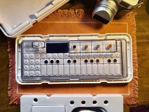 OP-1 Field - Teenage Engineering + Decksaver + OVP - Bild 1 von 5
