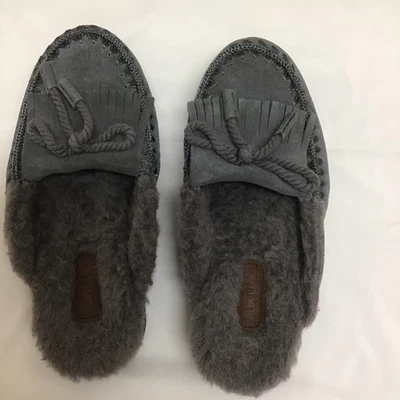 MUK LUKS Slippers New  Gray Plush  Suede Size 6 Casual - Image 1 of 4