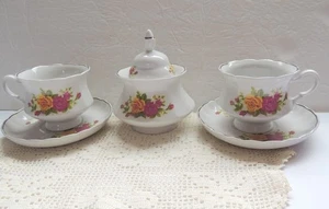 Korosten Ukrainische Vintage Zuckerdose 2 Tassen Set Handbemalt Floral Rosen Design - Bild 1 von 9