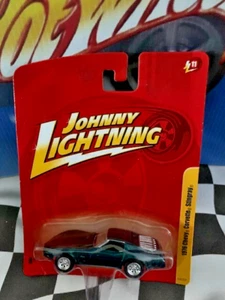 Johnny Lightning JL Forever 64 1976 Chevy Corvette Stingray GREEN - Picture 1 of 1