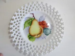 Vintage Lefton PEAR Fruit Hand Painted Milk Glass Lattice Edge Plate 8 1/4" - Picture 1 of 3
