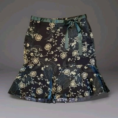 New Black Green Floral 100% Silk Ruffle Hem Skirt Bow NY&Co Sz 12 Whimsygoth  - Image 1 of 4