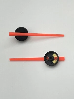 Nuevo Moto Velocímetro Mph / Rev Counter Agujas X 2 Relojes Calibre 40mm Largo - Imagen 1 de 4