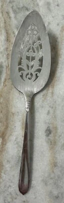 Solid Pierced Pie Server Berkley Square Silverplate 1935 by Oneida Silver - Image 1 of 4