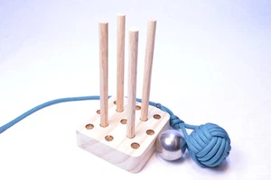 Plantilla de nudo de mono Paracord - acomoda la mayoría de las bolas - Imagen 1 de 2