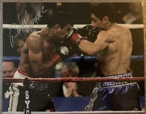 Israel Vazquez vs Rafael Marquez signiertes 11x14 Foto - Bild 1 von 2