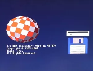 Amiga 500 / 500+ / 600 / 2000 /CDTV Kickstart 3.9 ( 45.57 ) - Bild 1 von 3