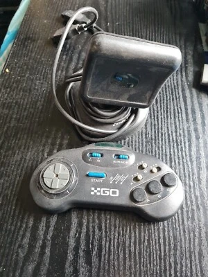 SEGA MEGA DRIVE ORIGINAL BUTTON GO INFRA RED WIRELESS CONTROLLER GAME PAD - Image 1 of 4