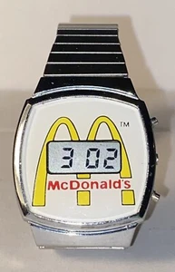 Reloj Pulsera McDonald's Digital Vintage Hecho en Hong Kong Batería Nueva Muy Limpio - Imagen 1 de 14
