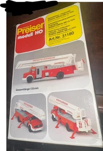 Plataforma elevadora articulada Preiser 31180 calibre H0. Firebrigade, Kit * FIRETR - Imagen 1 de 2