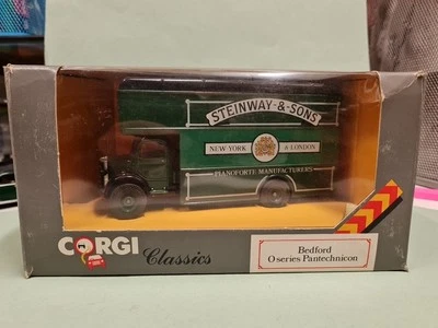 CORGI TOYS C953/4  BEDFORD PANTECHNICON STEINWAY & SONS SCALA  1:43  - Immagine 1 di 4