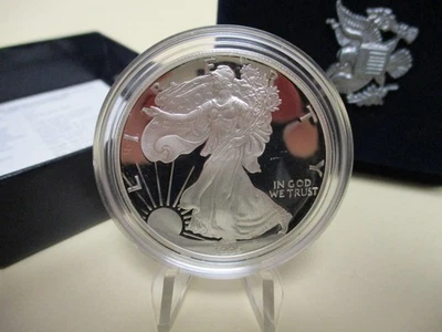 1995  SILVER AMERICAN EAGLE PROOF ONE DOLLAR - Image 1 of 3