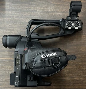 Canon EOS C100 Mark II Camera 244 Hours - Picture 1 of 7