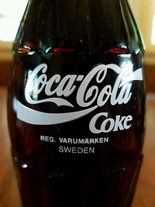 Coca-Cola 6.5 FL OZ Commemorative bottle The Real Thing Around The World Sweden - Picture 1 of 8