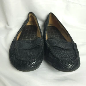 Mocassino Larrun Vionic donna 7,5 nero slip on piatto serpente in rilievo - Foto 1 di 12
