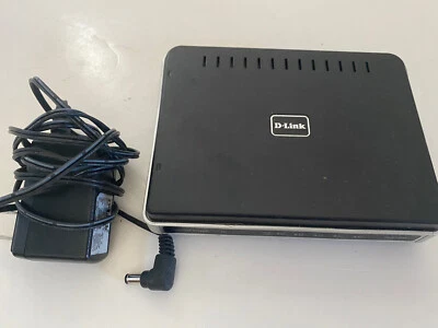 D-Link DES-1105 Internet 5 Port 10/100 Ethernet RJ45 Desktop Switch + Power Cord - Image 1 of 4