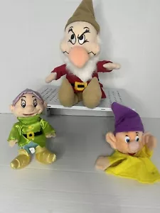 Disney Snow White Grumpy & Dopey Seven Dwarfs 7” Plush Dopey Puppet - Picture 1 of 7