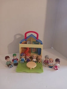 CoComelon Pop n' Play House Transforming Playset W/ 8 PEOPLE, DOG & MORE MOONBUG - Picture 1 of 17