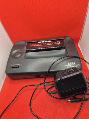 SEGA MASTER SYSTEM II 2 original VIDEO GAMES CONSOLE UNIT & Power Supply Read De - Image 1 of 4