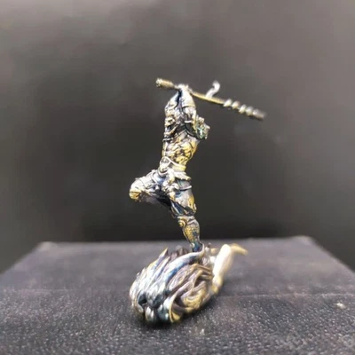 Estatua de mono Wukong sol tallado a mano bronce latón estatuilla adornos HUI00172 Foto 1 de 4