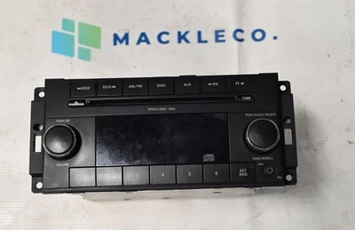 Jeep Patriot 2010 radio AM/FM disco único reproductor de CD estéreo P05091195AB AUX usado Foto 1 de 4