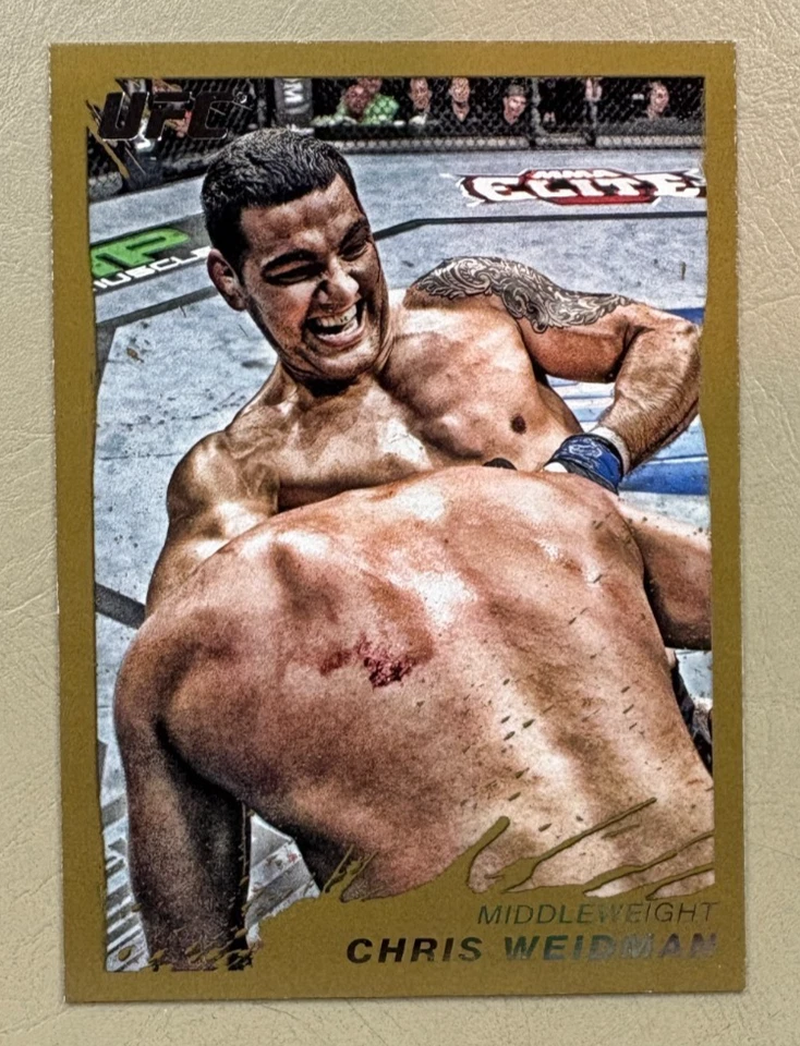 Chris Weidman 2011 Topps UFC Moment of Truth #35 Gold Parallel RC Rookie - Image 1 of 2
