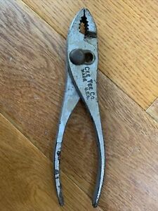 VINTAGE CRESCENT CT Co CEE TEE 6-1/2" CHECKERDOT SLIP-JOINT PLIERS