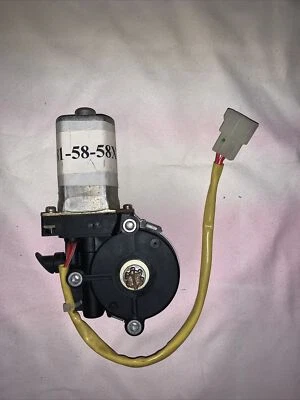 Motor regulador de puerta delantera derecha MAZDA MPV L0815858XA Foto 1 de 2