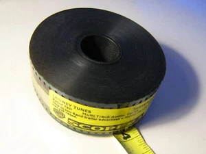 NEUWERTIG 35 mm Anhänger - Joe Dante's LOONEY TUNES - NEU - ungeöffnet! - Bild 1 von 2