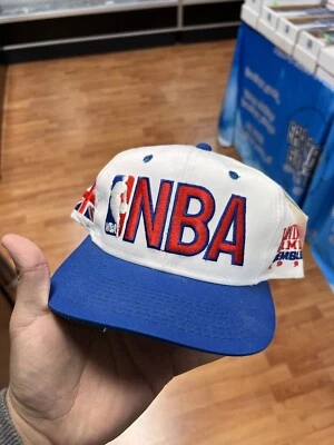 NBA London Games 1993 sombrero Deadstock ¡con etiquetas! ESPECIALIDADES DEPORTIVAS RARAS Magic Hawks Foto 1 de 4