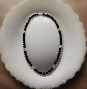 Collar de 26 pulgadas con cuentas de ónix negro con cuentas de ley hilo largo tema bohemio - Imagen 1 de 8