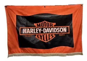 VINTAGE HARLEY DAVIDSON MOTORCYCLE FRINGED BANNER 1940'S DEALER SIGN COLLECTIBLE - Picture 1 of 23