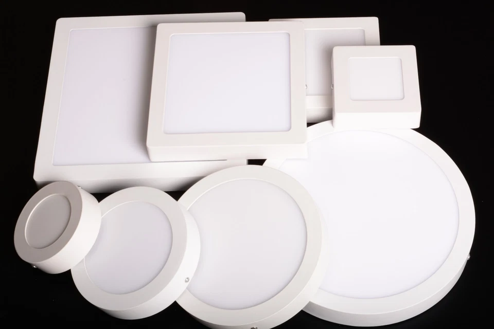 FARETTO LED DA SOFFITTO PARETE APPLIQUE PLAFONIERA 220v 230v - Immagine 1 di 1